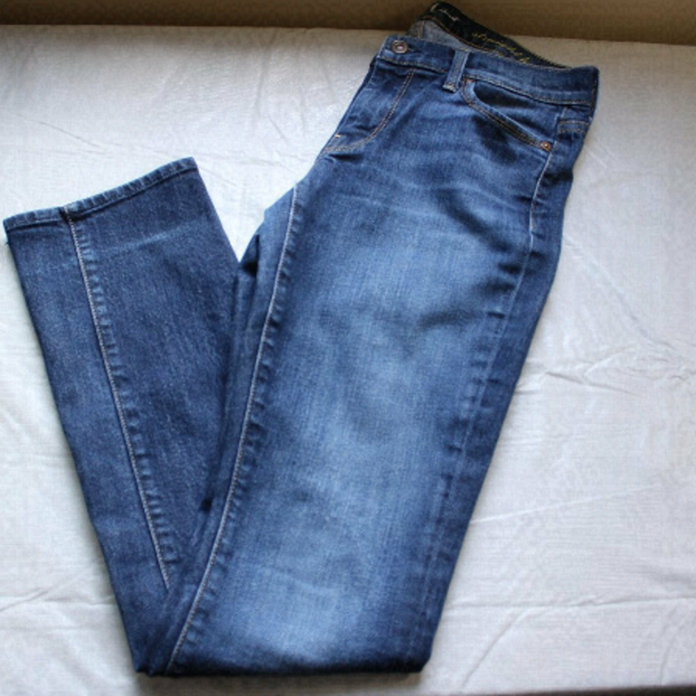 7 for all Mankind Straight Leg Size 27 Medium Wash Mid Rise